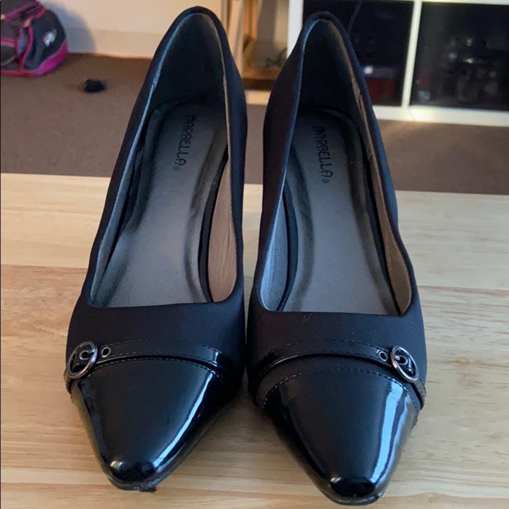 Marbella women’s heels size 9.5